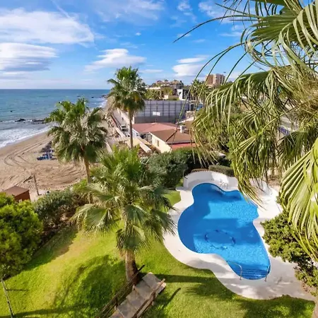 Aguamarina On The Front Appartement *